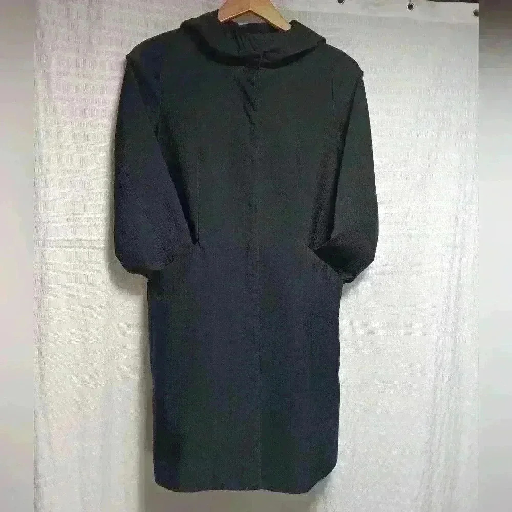 Eileen Fisher  3/4 Length Hooded Jacket. Ladies Size pp (2-4)